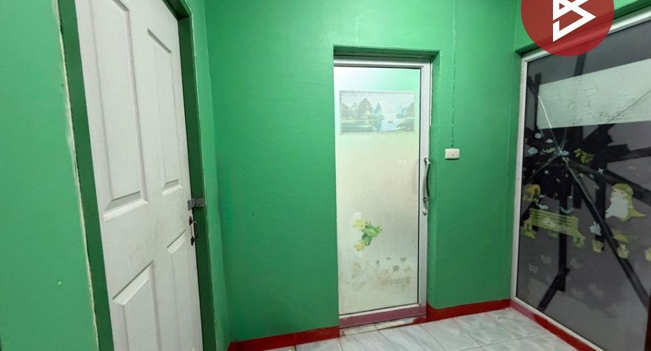 À vendre 2 chambres maison de ville à Bang Bo, Samut Prakan