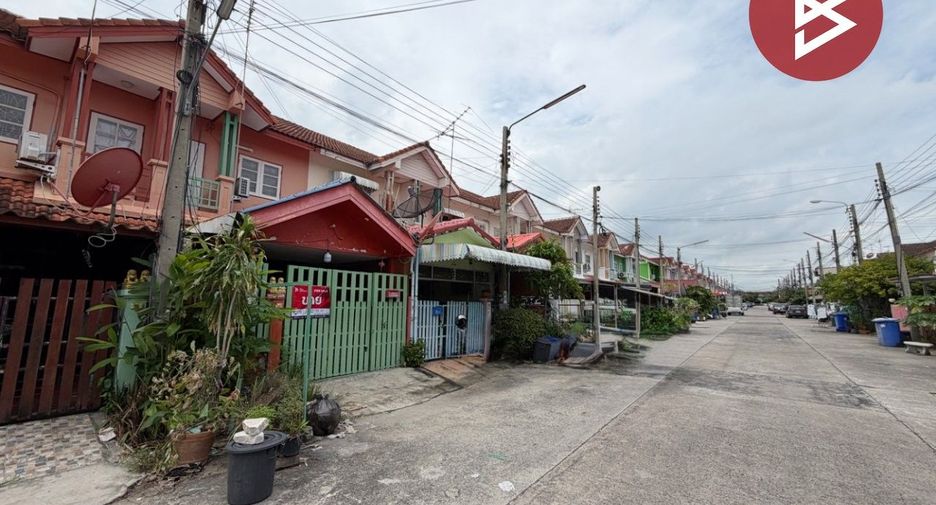 À vendre 2 chambres maison de ville à Bang Bo, Samut Prakan