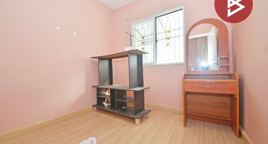 For sale 3 bedrooms townhouse in Bang Sao Thong, Samut Prakan
