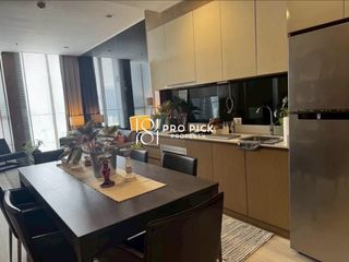 Condo en alquiler de 2 habitaciones en Pathum Wan, Bangkok