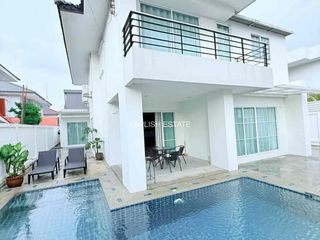 For rent 6 bedrooms villa in Bang Lamung, Chonburi