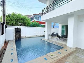 For rent 6 bedrooms villa in Bang Lamung, Chonburi