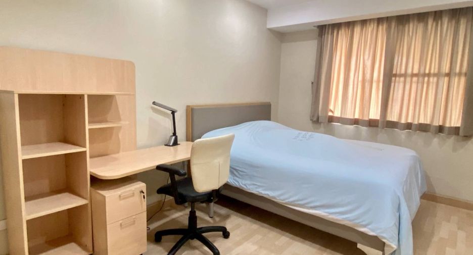 For rent and for sale 3 bedrooms condo in Watthana, Bangkok