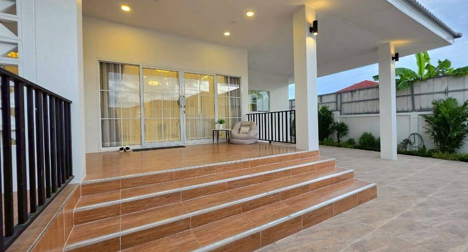 For sale 3 bedrooms house in Bang Saray, Pattaya
