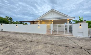 For sale 3 bedrooms house in Bang Saray, Pattaya