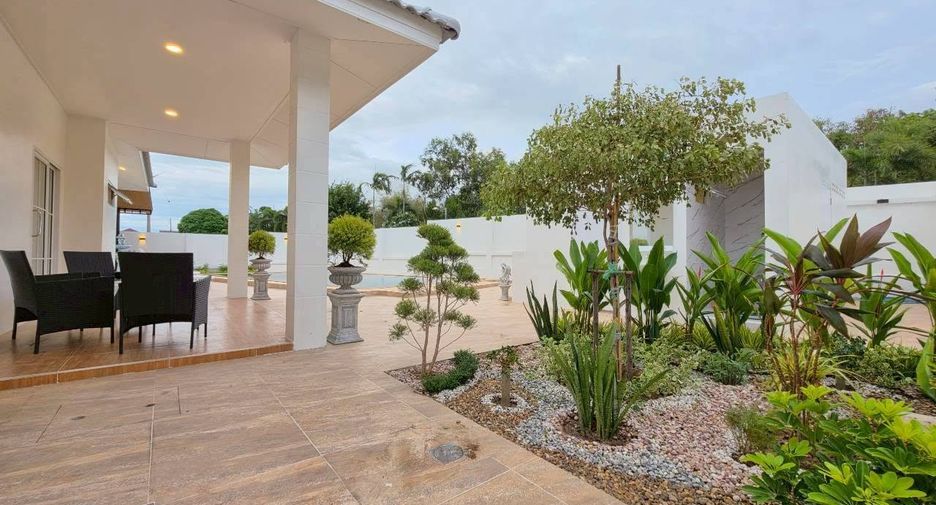 For sale 3 bedrooms house in Bang Saray, Pattaya