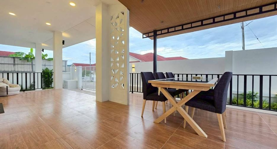 For sale 3 bedrooms house in Bang Saray, Pattaya