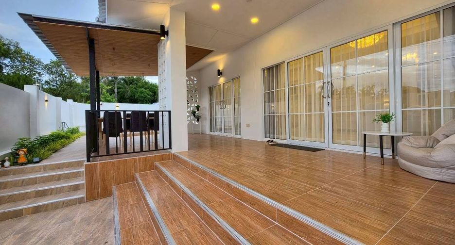 For sale 3 bedrooms house in Bang Saray, Pattaya