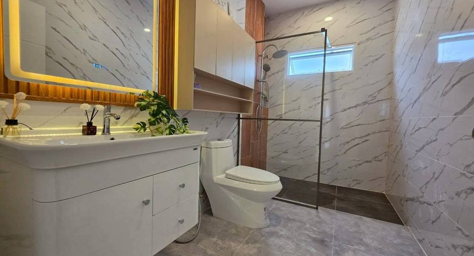 For sale 3 bedrooms house in Bang Saray, Pattaya
