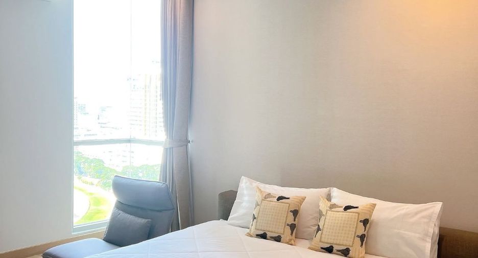 For rent and for sale 2 bedrooms condo in Pathum Wan, Bangkok