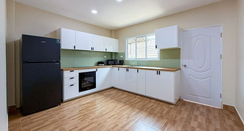 For rent 3 bedrooms house in Bang Saray, Pattaya