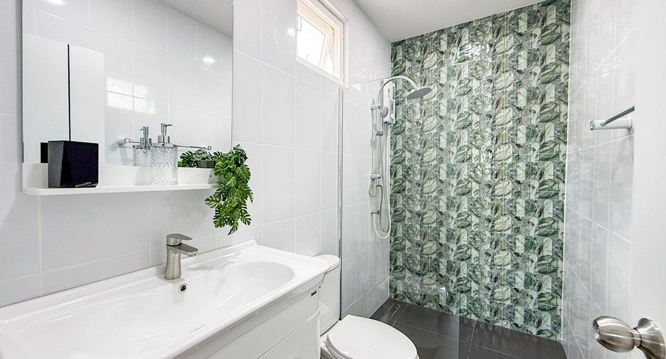 For rent 3 bedrooms house in Bang Saray, Pattaya