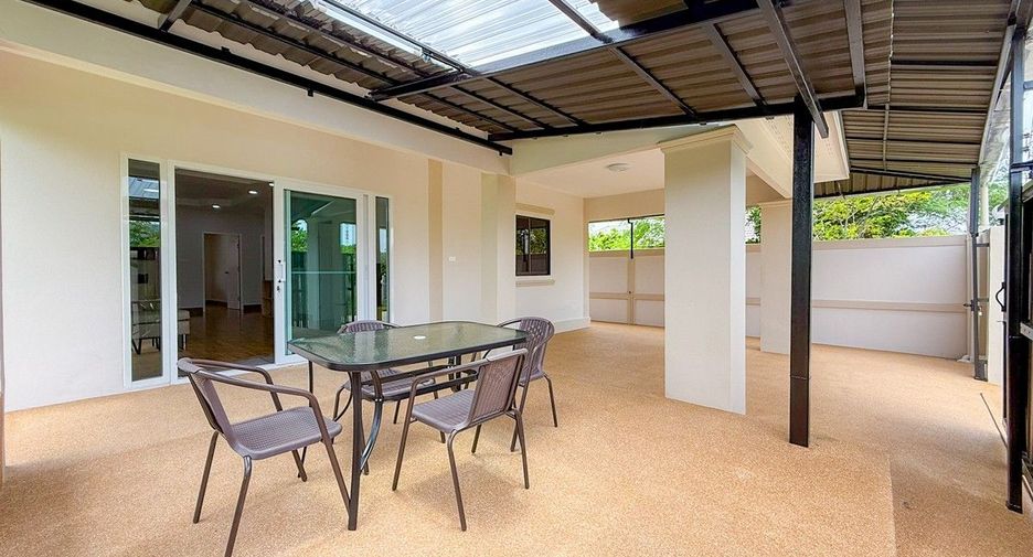For rent 3 bedrooms house in Bang Saray, Pattaya