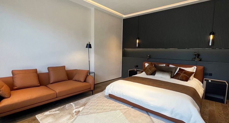 For rent 5 bedrooms house in Suan Luang, Bangkok