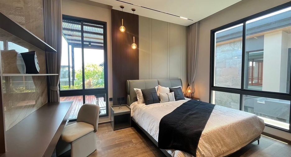 For rent 5 bedrooms house in Suan Luang, Bangkok