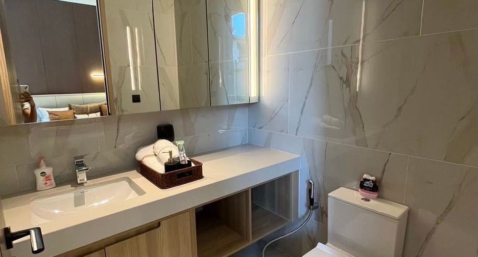 For rent 5 bedrooms house in Suan Luang, Bangkok
