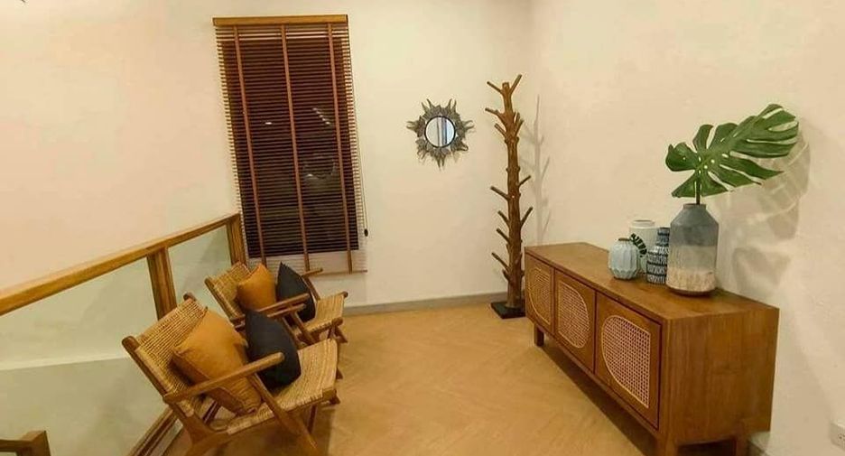 Villa en alquiler de 7 habitaciones en San Kamphaeng, Chiang Mai