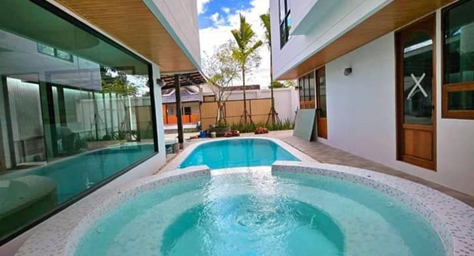 Villa en alquiler de 7 habitaciones en San Kamphaeng, Chiang Mai