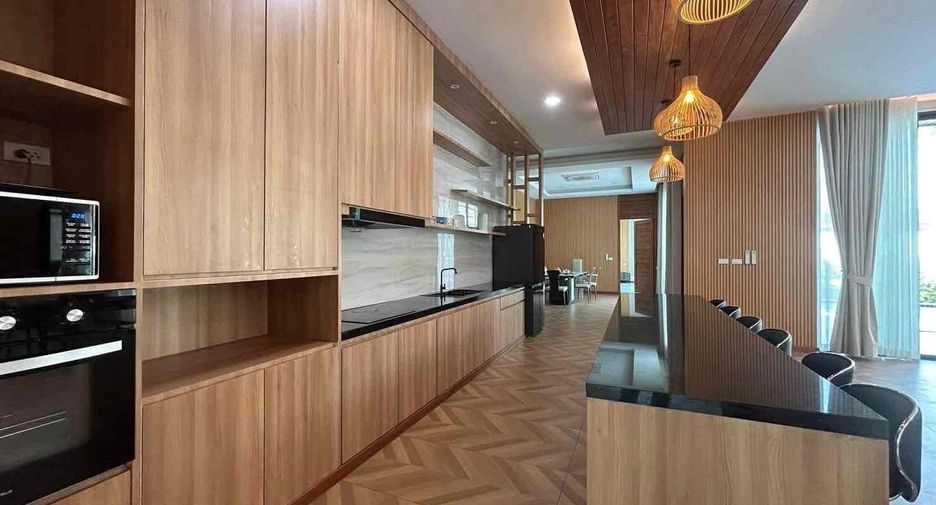 Villa en alquiler de 5 habitaciones en Bang Lamung, Chonburi