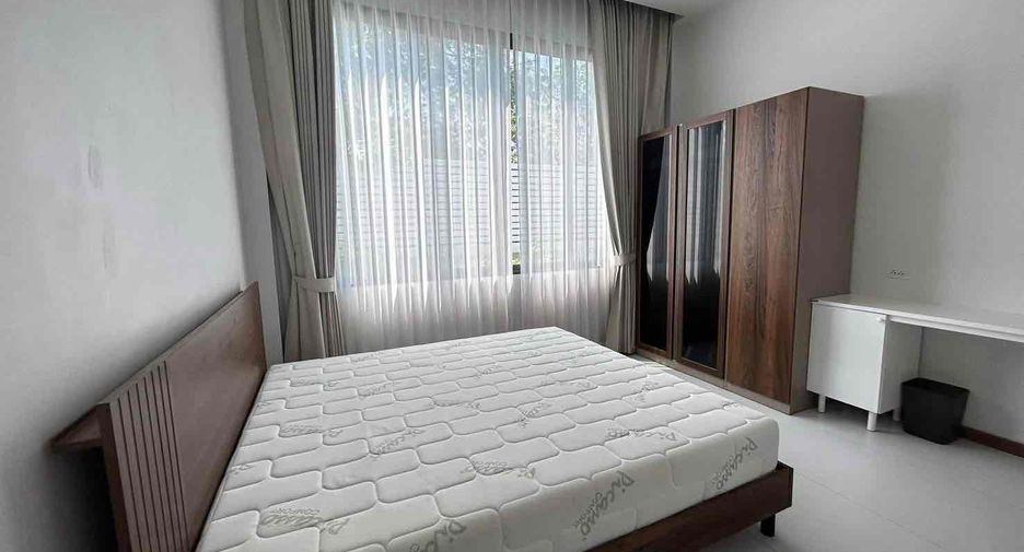 Villa en alquiler de 5 habitaciones en Bang Lamung, Chonburi
