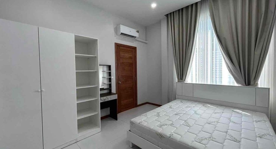 Villa en alquiler de 5 habitaciones en Bang Lamung, Chonburi