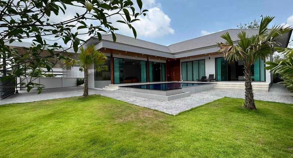 Villa en alquiler de 5 habitaciones en Bang Lamung, Chonburi