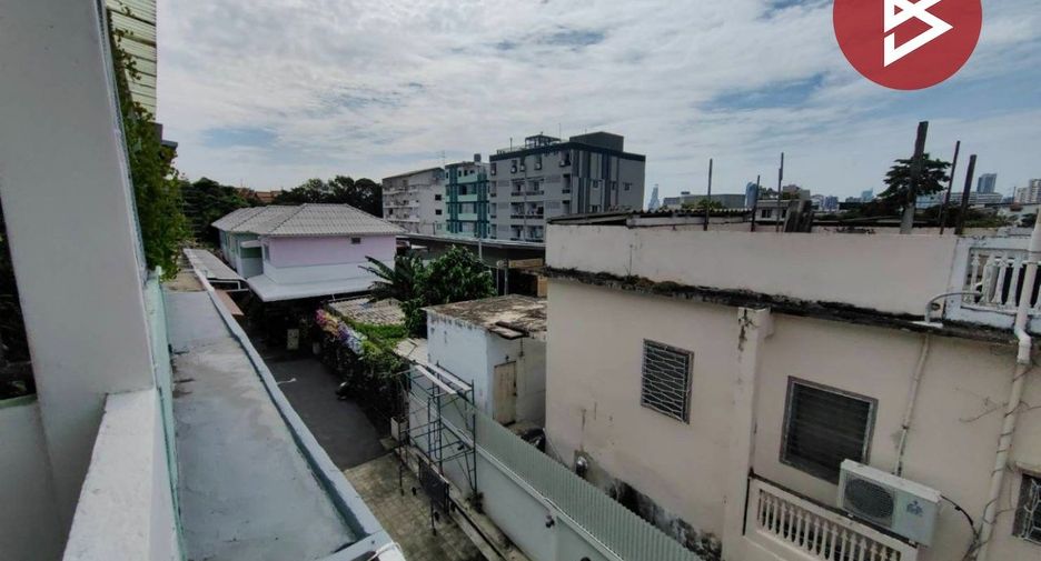 Gewerbefläche zum Kauf mit 3 Zimmer in Bangkok Yai, Bangkok