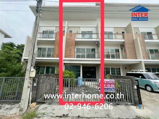 For sale 3 bedrooms townhouse in Bang Khen, Bangkok