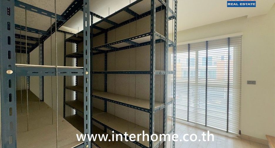 For sale 3 bedrooms townhouse in Bang Khen, Bangkok