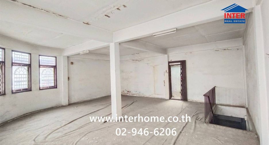 For sale 5 ベッドルーム retail Space in Bang Rak, Bangkok