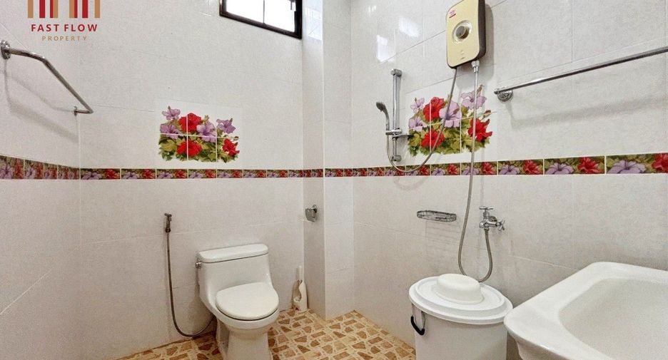 Продажа 5 спальни дом в Mueang Nakhon Nayok, Накхоннайок