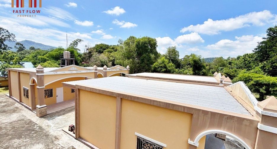 Продажа 5 спальни дом в Mueang Nakhon Nayok, Накхоннайок