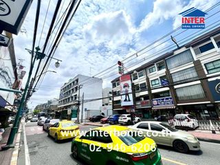 出售 4 卧室 商业空间 在 Thon Buri, 曼谷