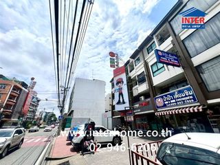 出售 4 卧室 商业空间 在 Thon Buri, 曼谷