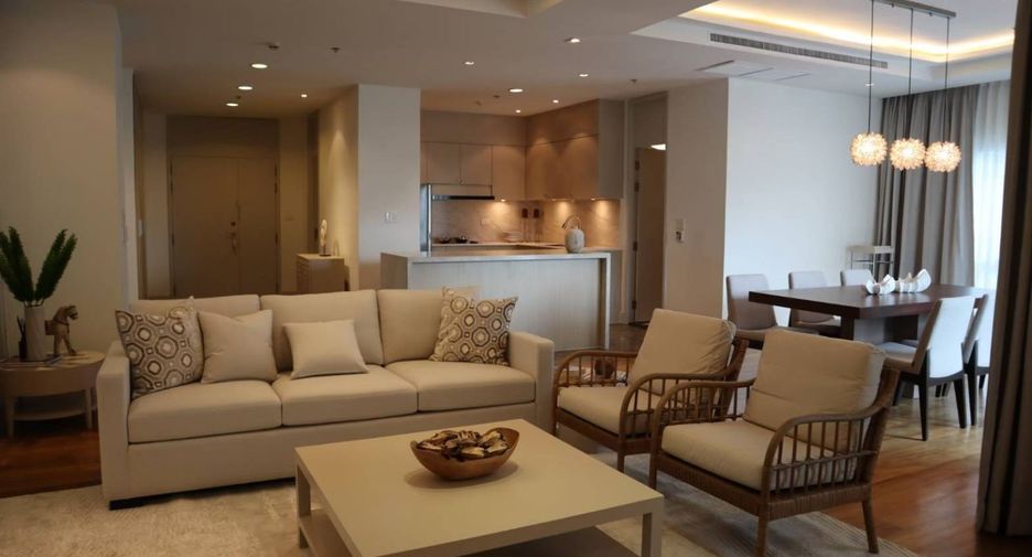Wohnung zur Miete mit 3 Zimmer in Pathum Wan, Bangkok