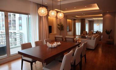 For rent 3 bedrooms condo in Pathum Wan, Bangkok