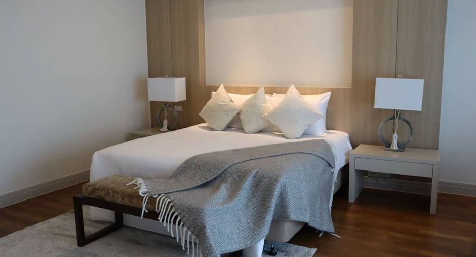 Wohnung zur Miete mit 3 Zimmer in Pathum Wan, Bangkok