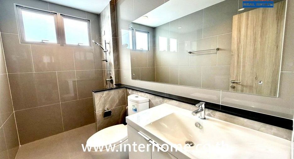 For sale 4 bedrooms house in Pak Kret, Nonthaburi