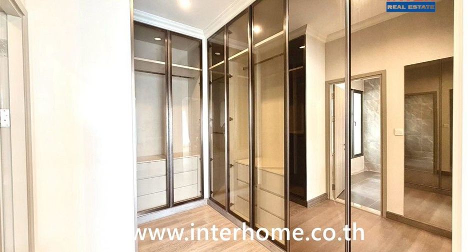 For sale 4 bedrooms house in Pak Kret, Nonthaburi