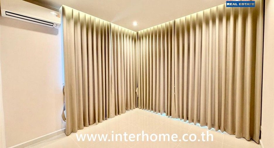 For sale 4 bedrooms house in Pak Kret, Nonthaburi