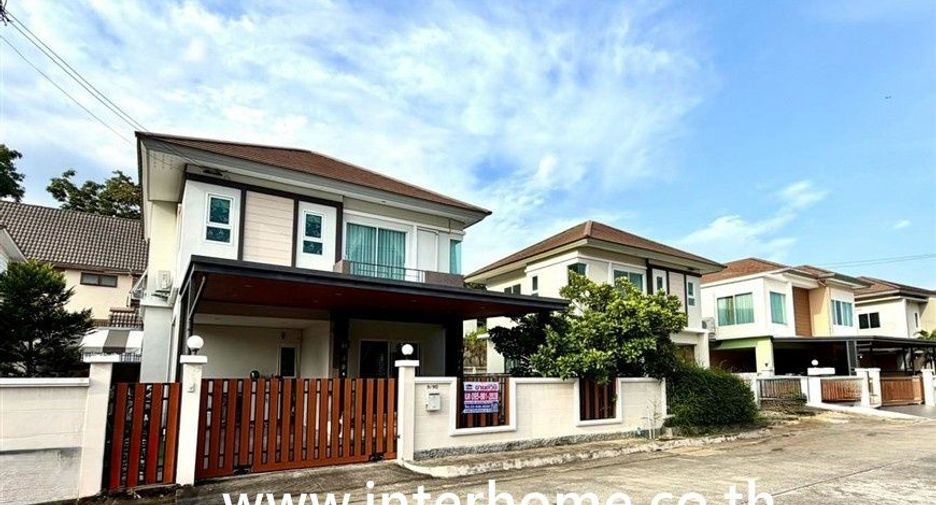 For sale 3 ベッドルーム house in Saphan Sung, Bangkok