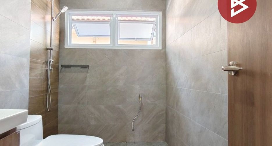 For sale 2 bedrooms house in Mueang Nakhon Si Thammarat, Nakhon Si Thammarat