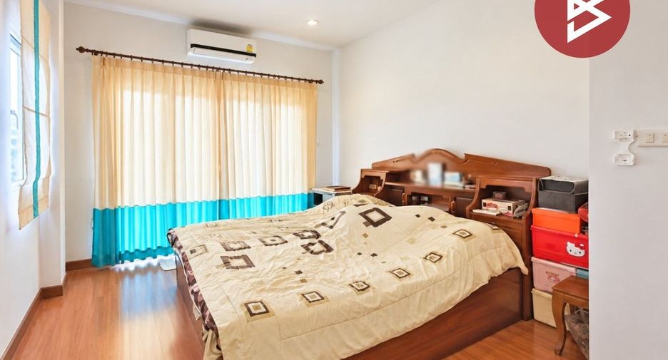 Haus zum Kauf mit 4 Zimmer in Nong Chok, Bangkok