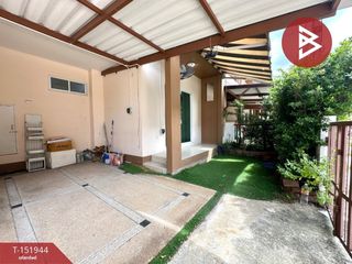 For sale 4 ベッドルーム townhouse in Mueang Samut Sakhon, Samut Sakhon