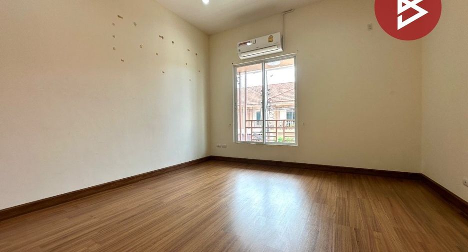 À vendre 4 chambres maison de ville à Mueang Samut Sakhon, Samut Sakhon