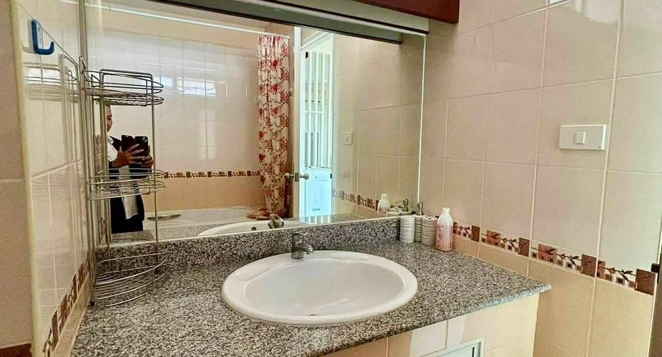 For rent 1 bed condo in Si Racha, Chonburi