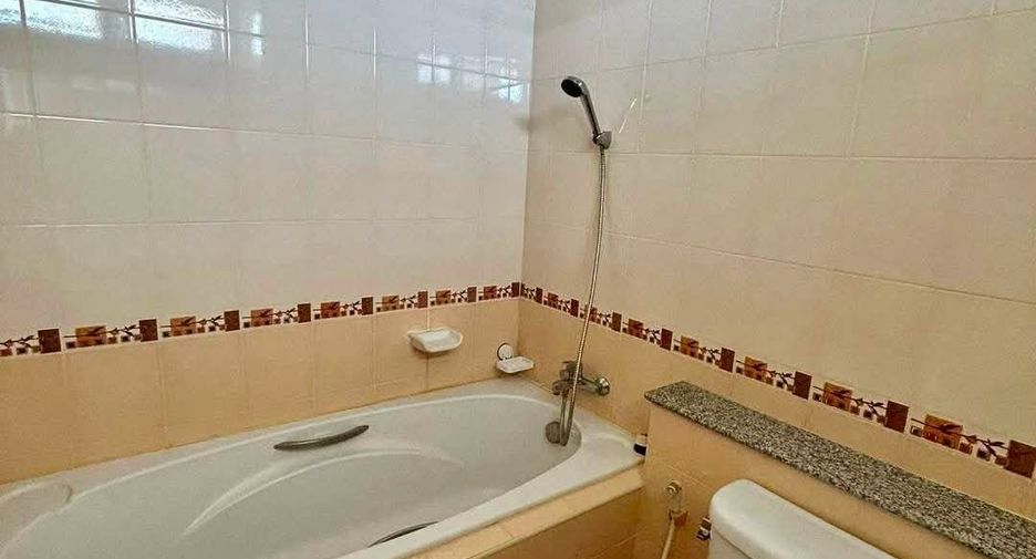 For rent 1 bed condo in Si Racha, Chonburi