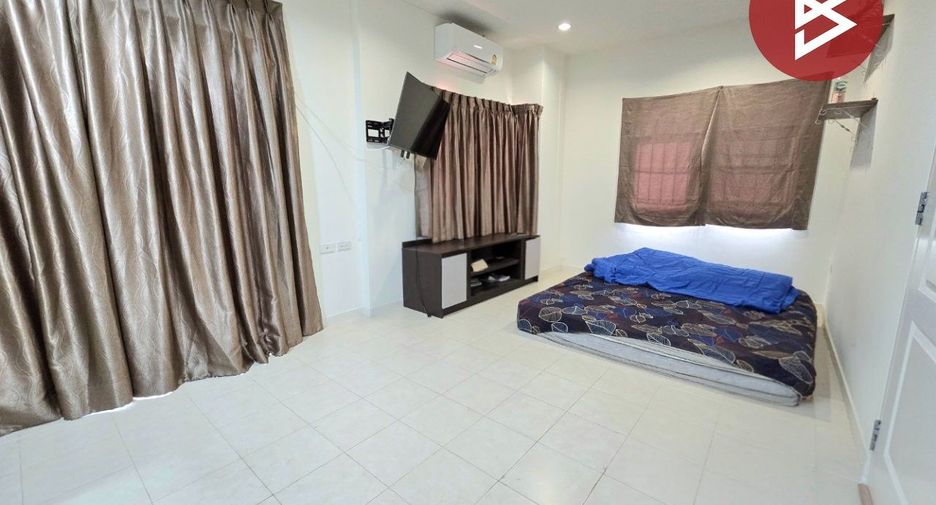 For sale 3 bedrooms townhouse in Phra Samut Chedi, Samut Prakan