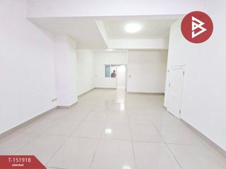For sale 3 bedrooms townhouse in Phan Thong, Chonburi