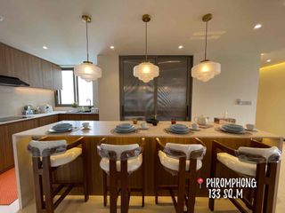 For sale 3 bedrooms condo in Watthana, Bangkok